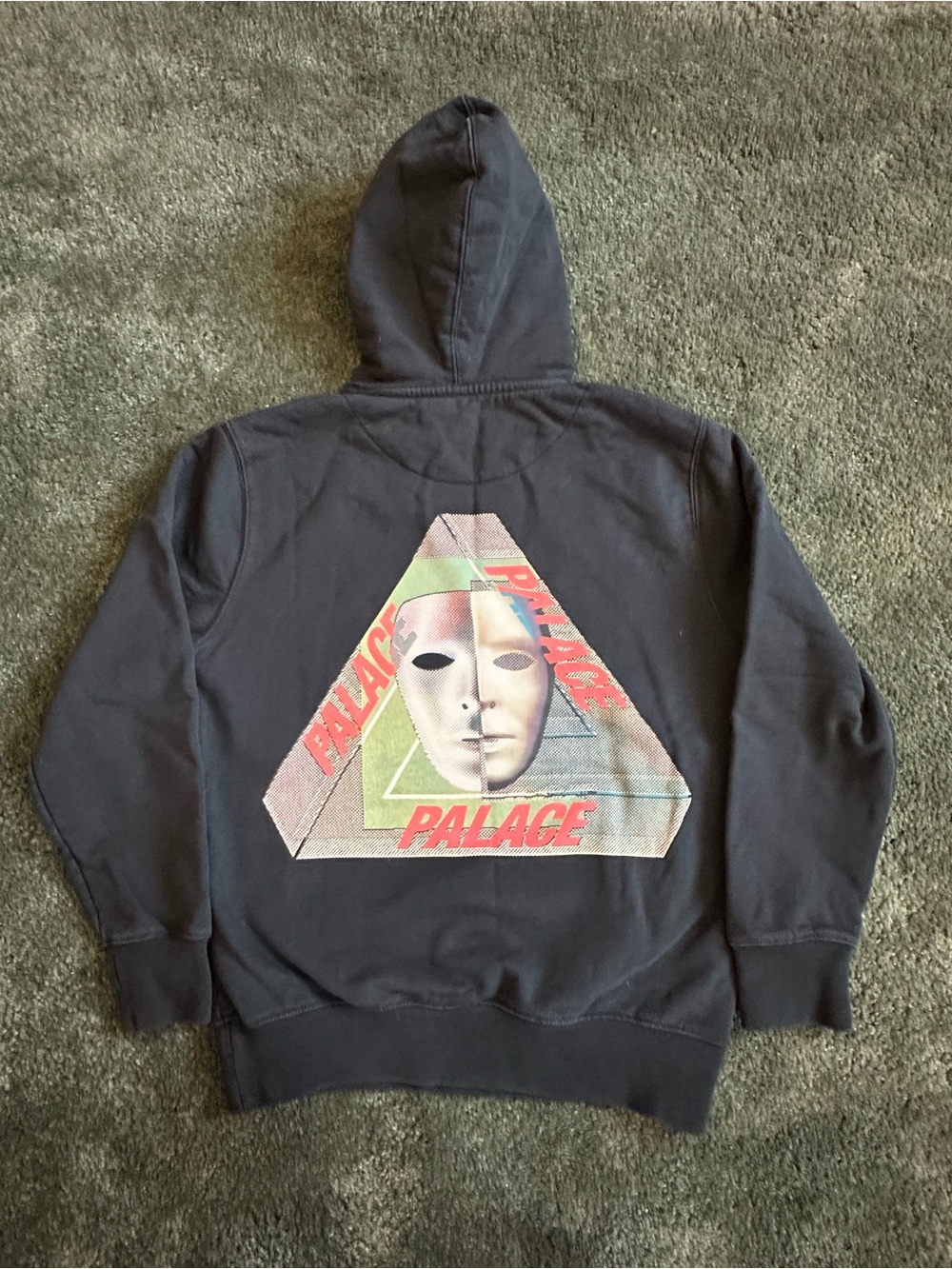 PALACE Tri-Bury Hood SS19 BLK S